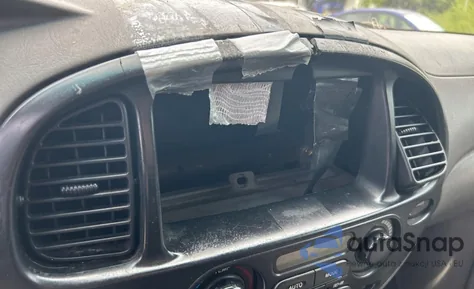 2003 Toyota Sequoia Sr5 из США, поврежденный, VIN 5TDZT34A03S143809